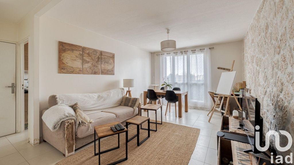 Achat appartement à vendre 2 pièces 49 m² - Brou-sur-Chantereine