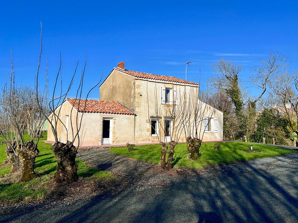 Achat maison 5 chambre(s) - Vouillé-les-Marais