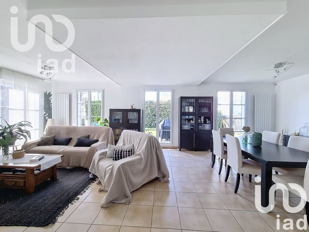 Achat maison à vendre 6 chambres 160 m² - Bailly-Romainvilliers