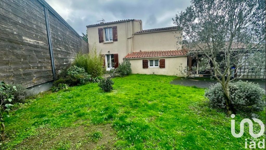 Achat maison à vendre 3 chambres 107 m² - Rezé