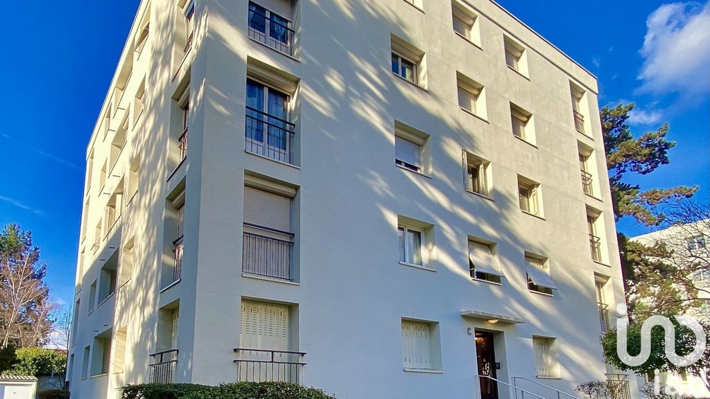 Achat appartement à vendre 3 pièces 58 m² - Chilly-Mazarin