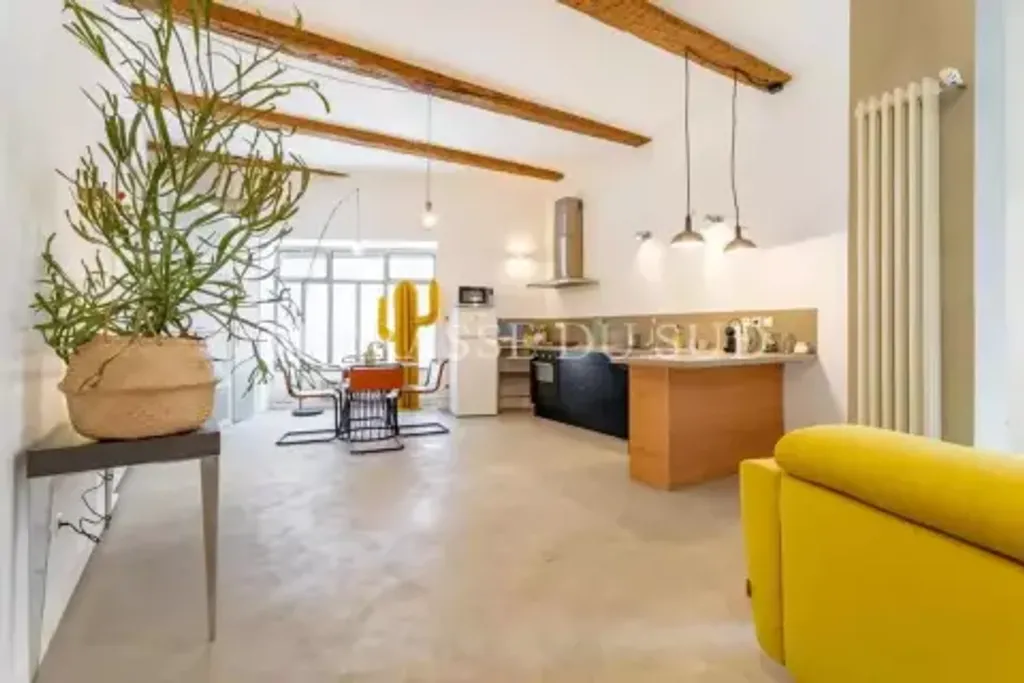 Achat loft à vendre 1 pièce 68 m² - Marseille 6ème arrondissement