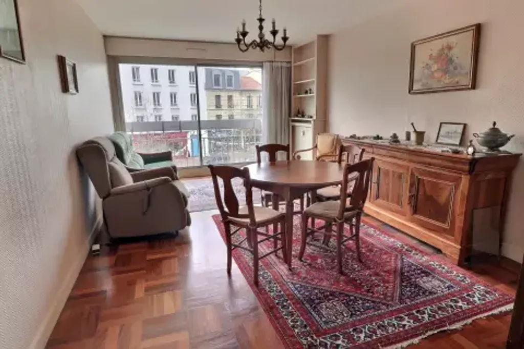 Achat appartement à vendre 2 pièces 63 m² - Chatou