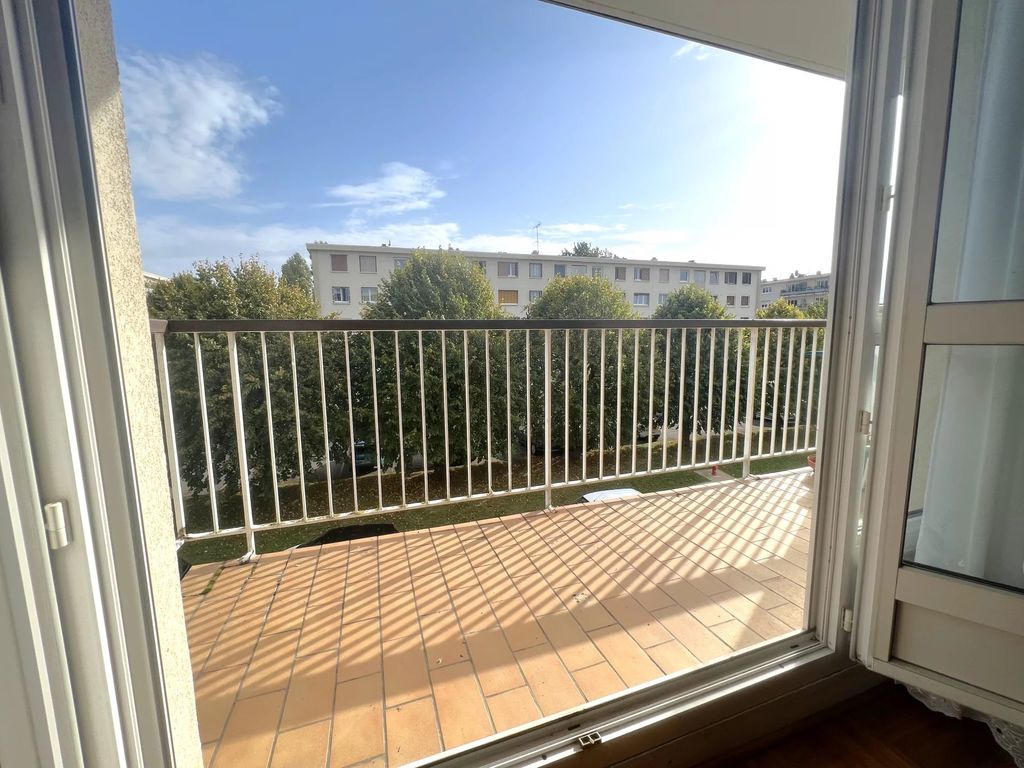 Achat appartement à vendre 3 pièces 67 m² - Plaisir