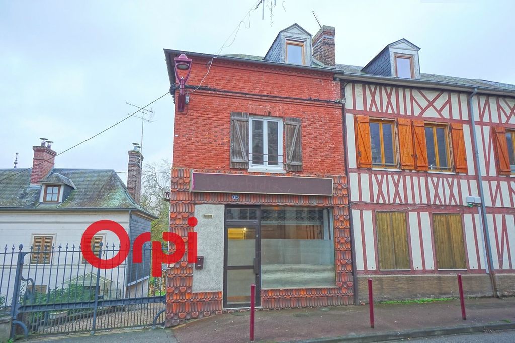 Achat maison à vendre 2 chambres 85 m² - Bernay