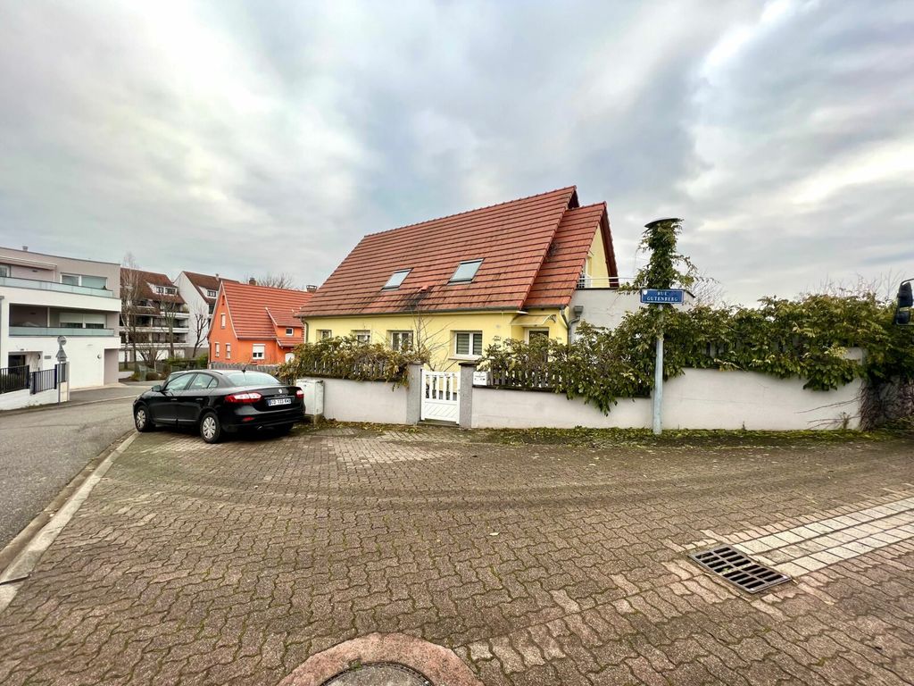Achat maison à vendre 6 chambres 260 m² - Souffelweyersheim