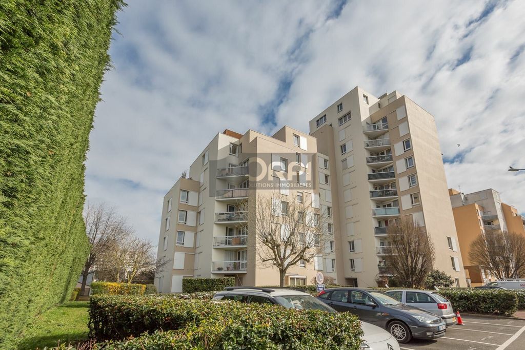 Achat appartement à vendre 3 pièces 67 m² - Neuilly-sur-Marne