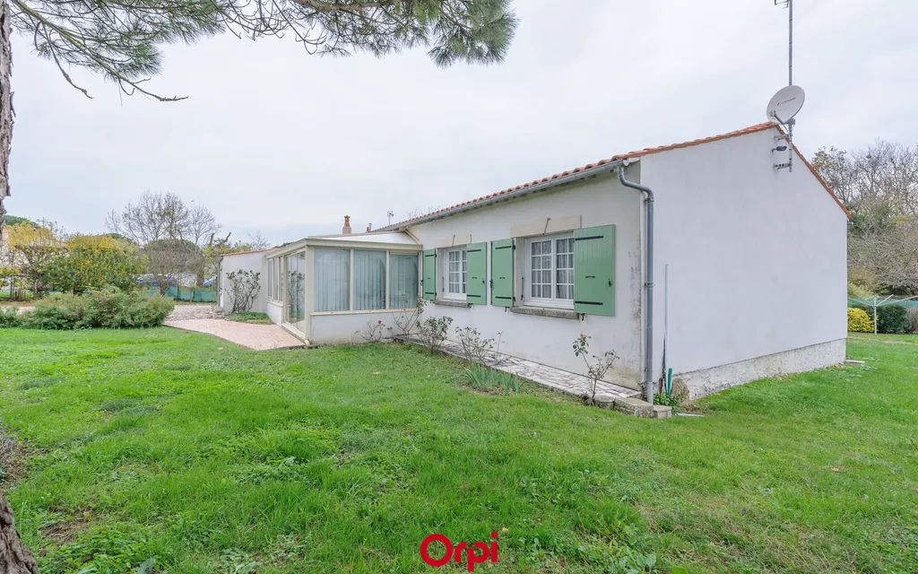 Achat maison à vendre 5 chambres 231 m² - Salles-sur-Mer