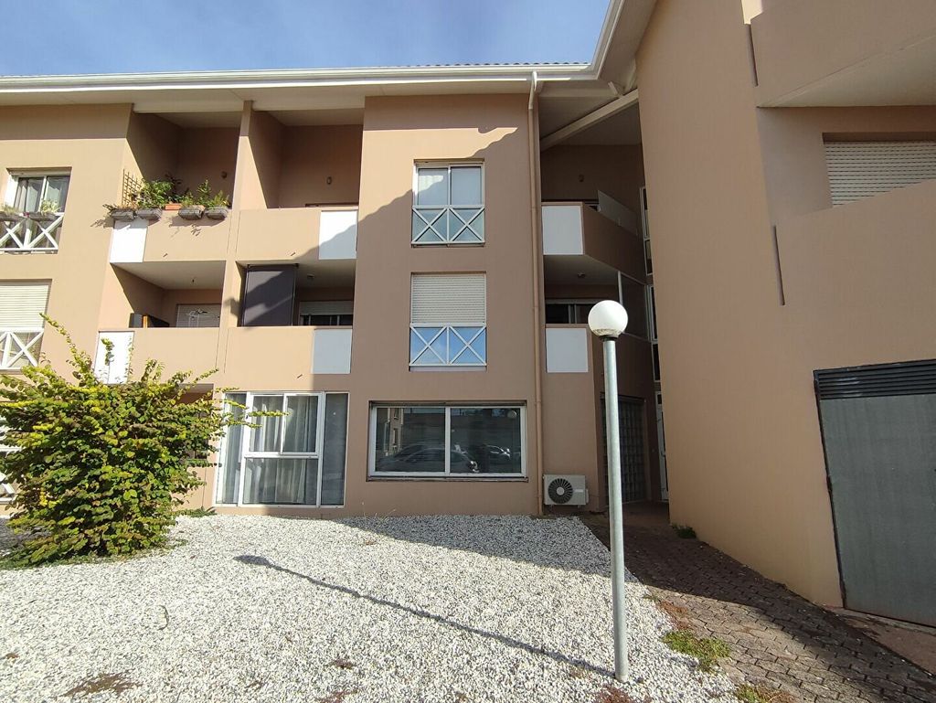 Achat appartement à vendre 2 pièces 32 m² - Saint-Vincent-de-Tyrosse