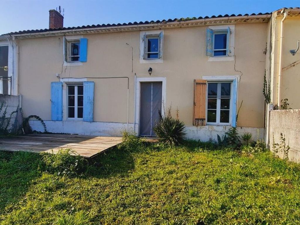 Achat maison à vendre 3 chambres 136 m² - Chaillevette