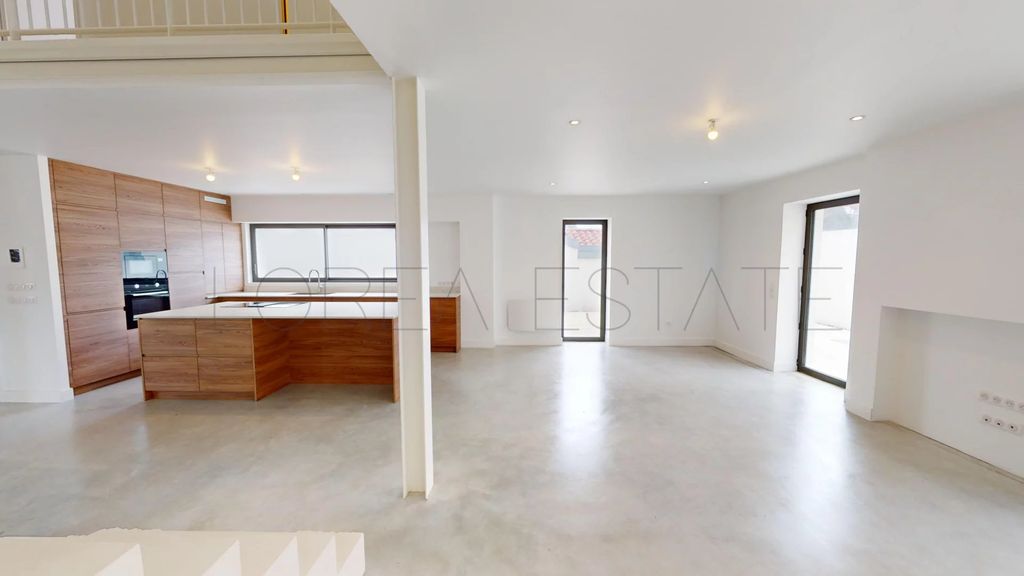 Achat maison à vendre 4 chambres 262 m² - Anglet