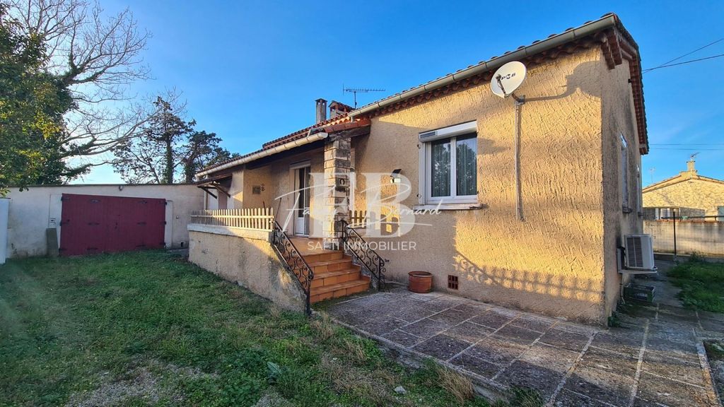 Achat maison à vendre 2 chambres 85 m² - Arles