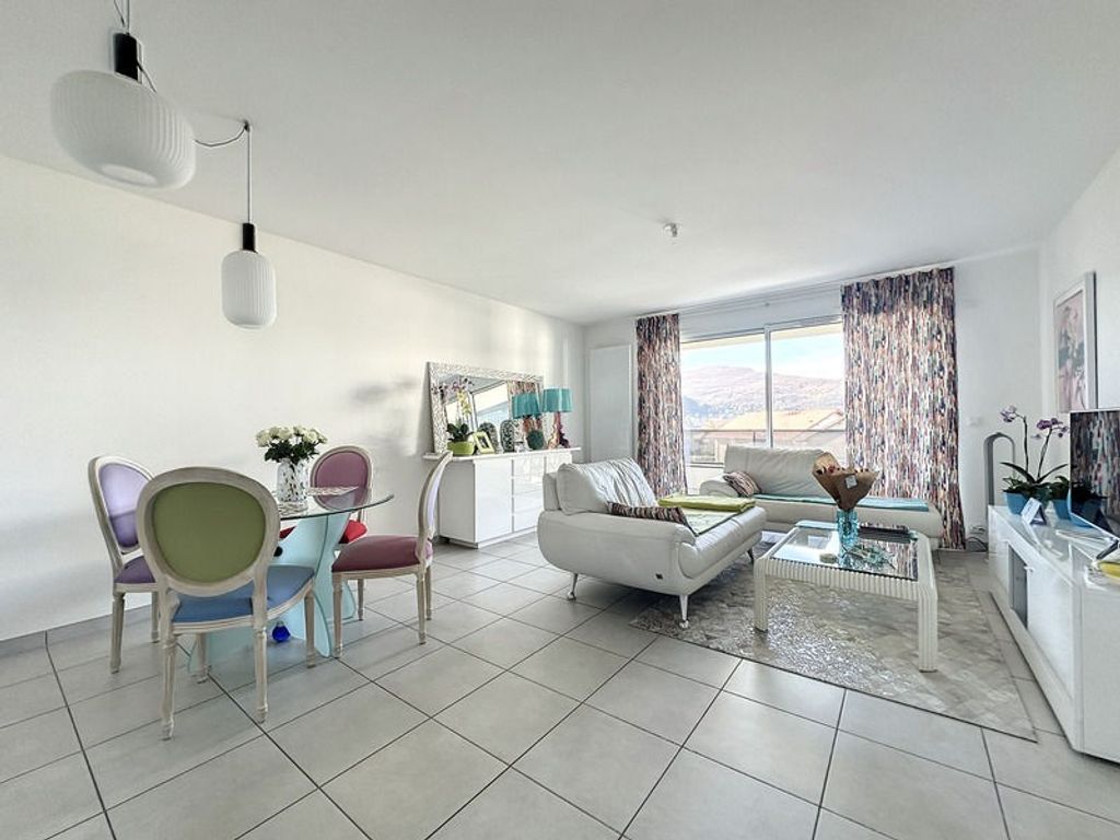 Achat appartement à vendre 3 pièces 64 m² - Vétraz-Monthoux