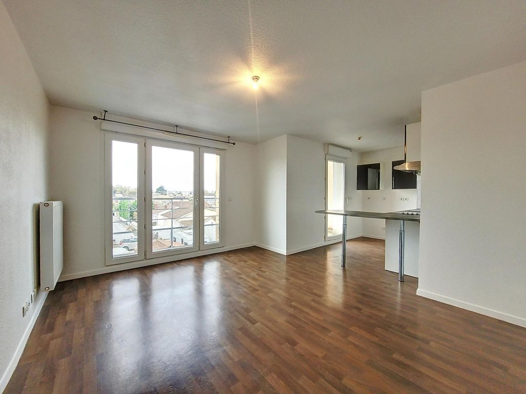 Achat appartement à vendre 2 pièces 44 m² - Villenave-d'Ornon