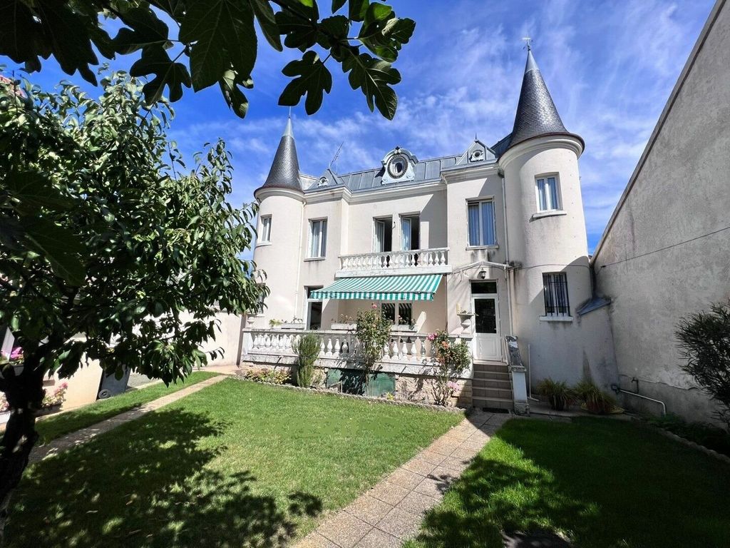 Achat maison à vendre 5 chambres 200 m² - Lizy-sur-Ourcq