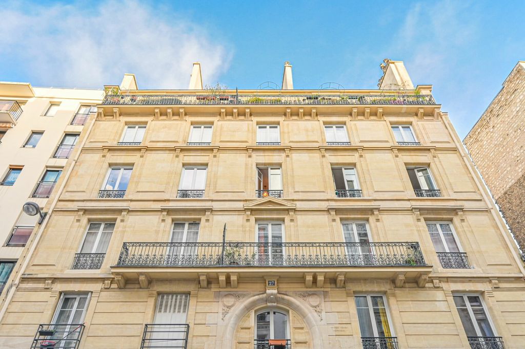 Achat appartement à vendre 2 pièces 38 m² - Paris 20ème arrondissement