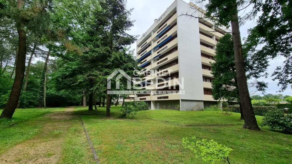 Achat appartement à vendre 4 pièces 95 m² - Pessac