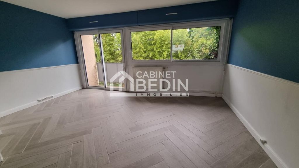 Achat appartement à vendre 4 pièces 68 m² - Pessac