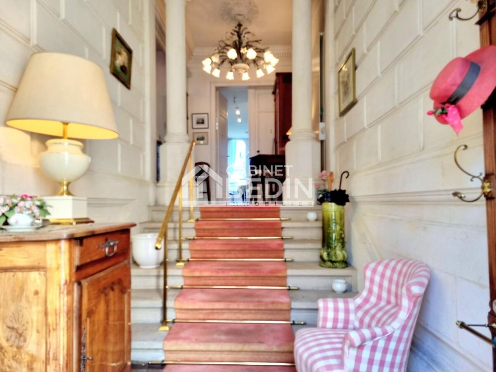 Achat maison à vendre 3 chambres 220 m² - Bordeaux