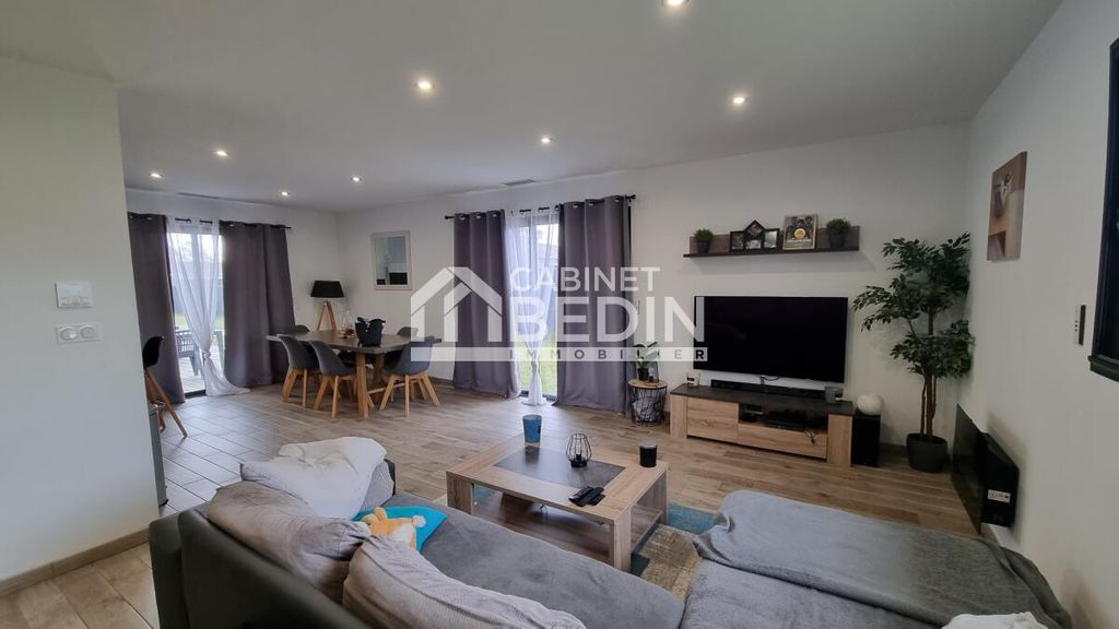 Achat maison à vendre 5 chambres 136 m² - Cestas