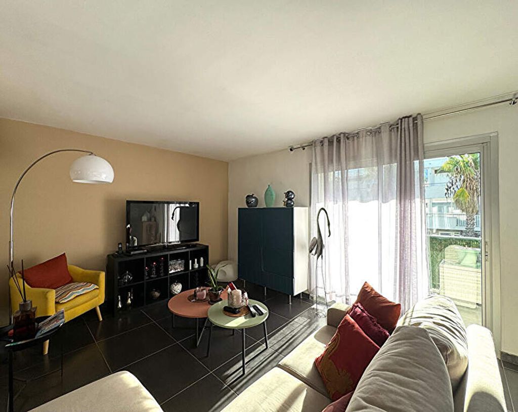 Achat appartement à vendre 4 pièces 87 m² - Le Grau-du-Roi