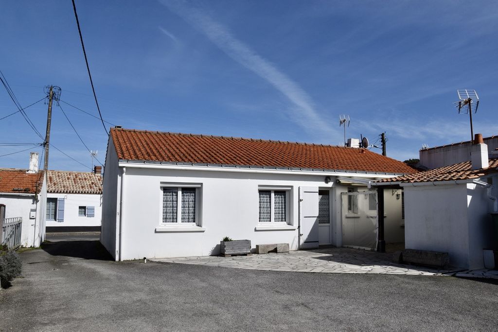 Achat maison à vendre 3 chambres 112 m² - Noirmoutier-en-l'Île