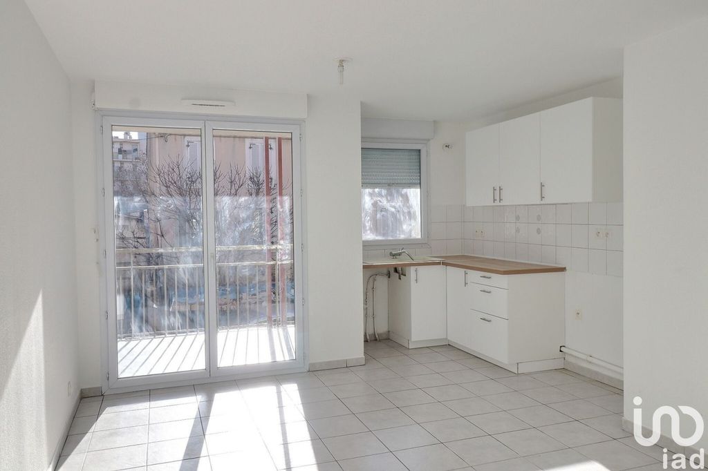 Achat appartement à vendre 3 pièces 57 m² - Marseille 13ème arrondissement