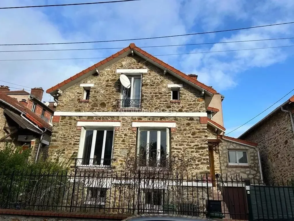 Achat maison à vendre 3 chambres 124 m² - Villeneuve-Saint-Georges