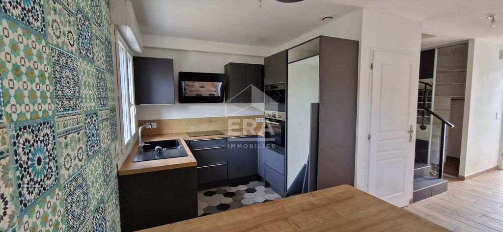 Achat maison à vendre 3 chambres 76 m² - Perpignan