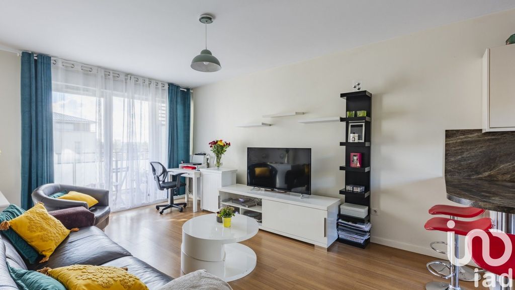 Achat appartement à vendre 3 pièces 66 m² - Thiais