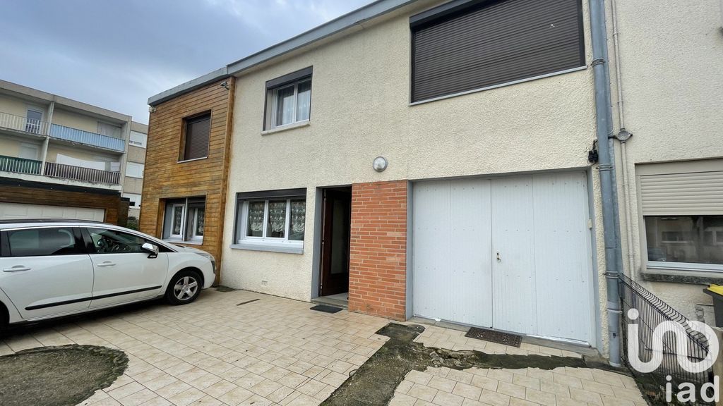 Achat maison à vendre 5 chambres 200 m² - Saint-Juéry