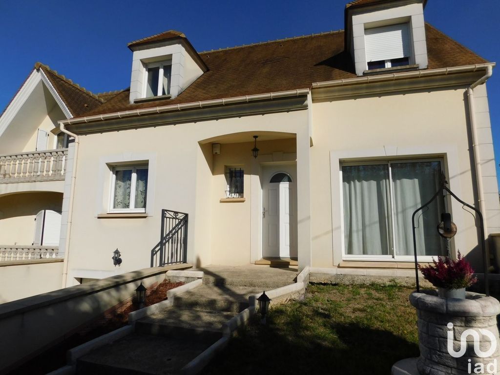 Achat maison à vendre 4 chambres 126 m² - Viry-Châtillon