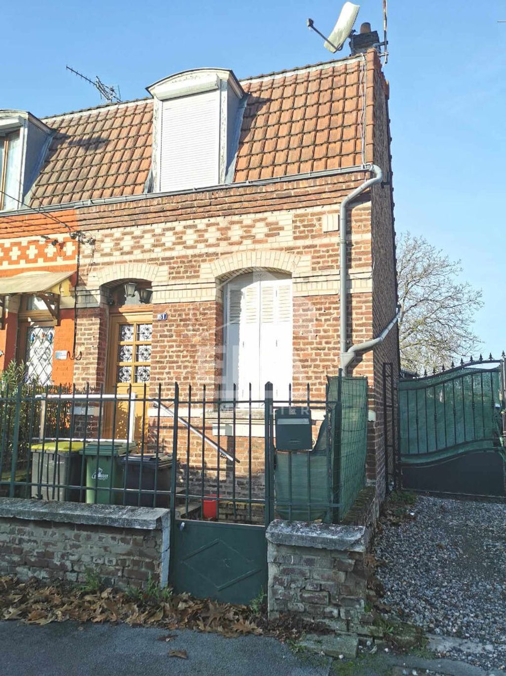 Achat maison à vendre 2 chambres 75 m² - Tergnier