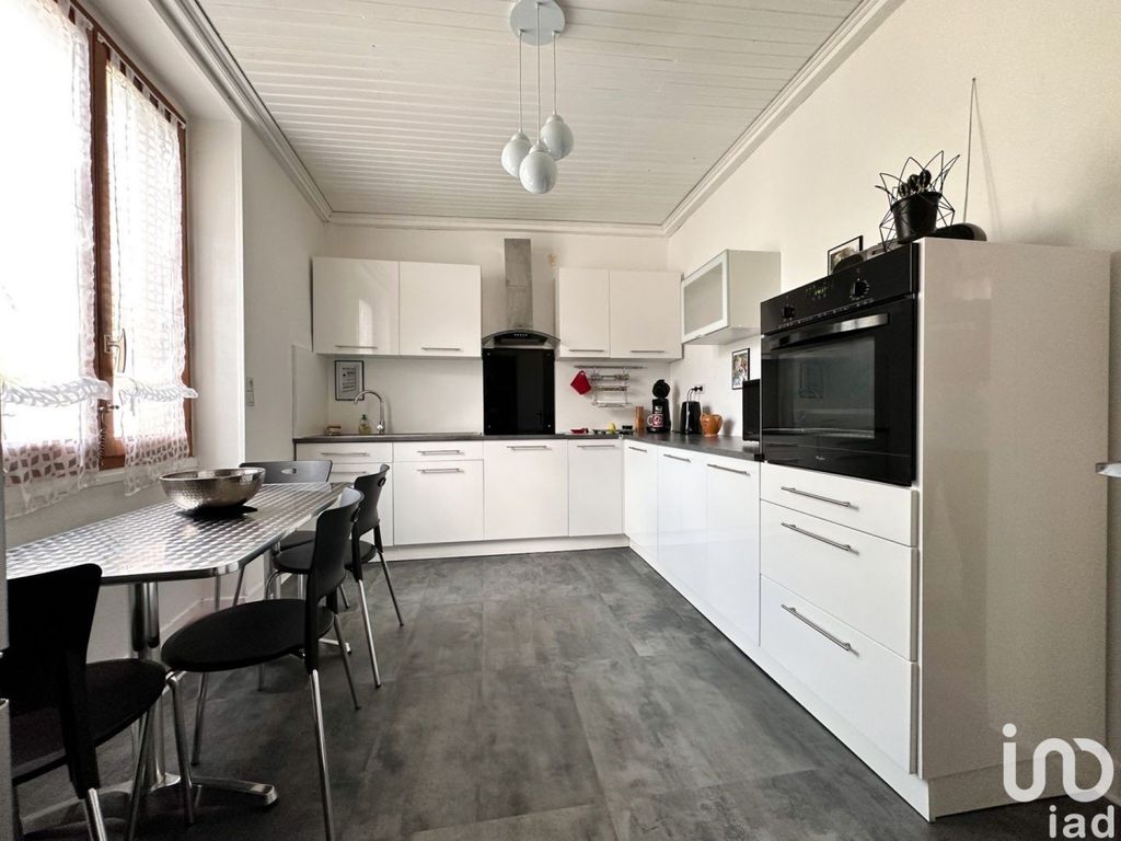 Achat maison à vendre 5 chambres 146 m² - Jouarre