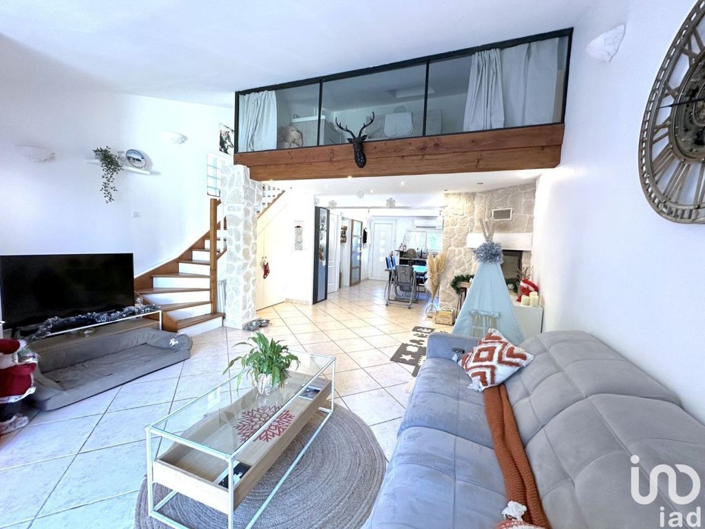 Achat maison à vendre 2 chambres 60 m² - Fréjus