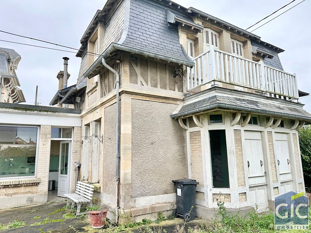 Achat maison à vendre 2 chambres 99 m² - Luc-sur-Mer