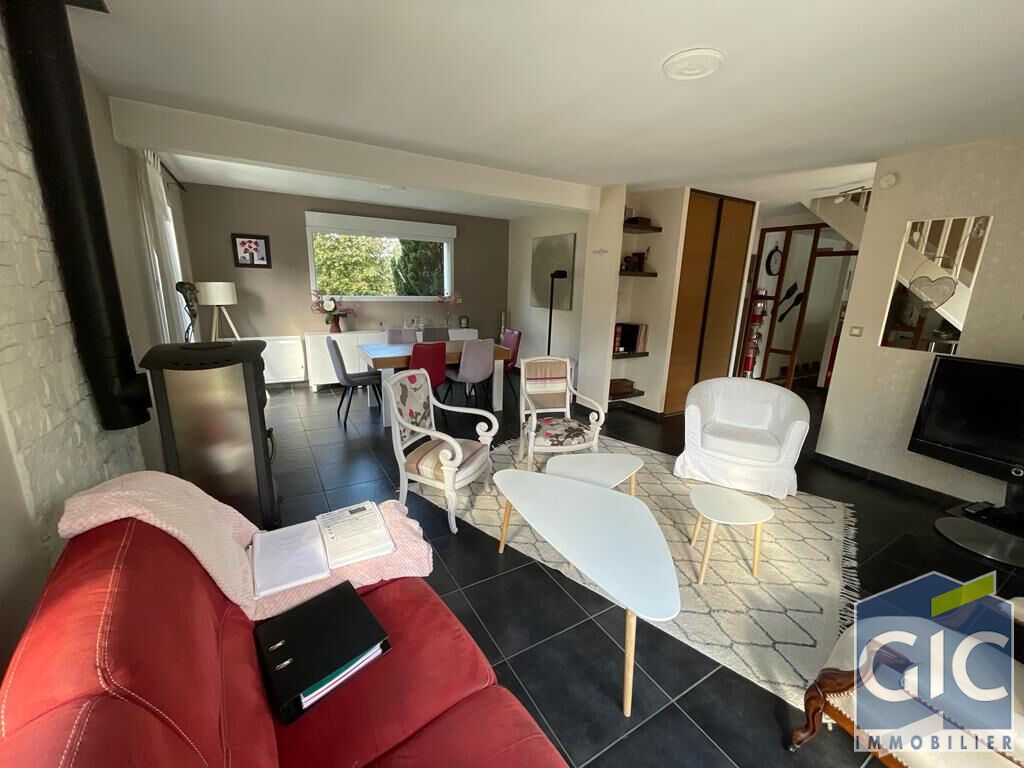 Achat maison à vendre 5 chambres 135 m² - Cormelles-le-Royal