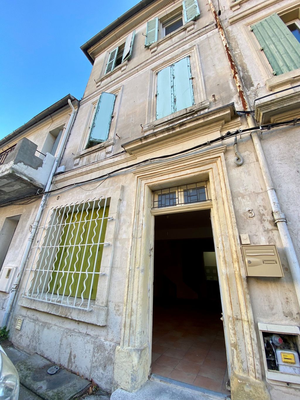 Achat maison à vendre 3 chambres 93 m² - Arles