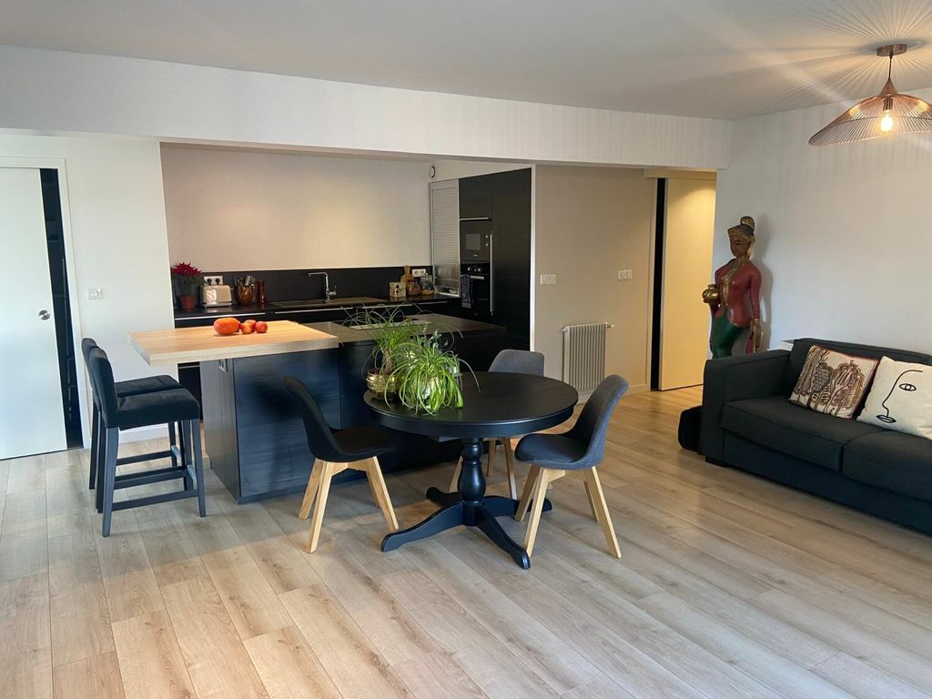 Achat appartement à vendre 3 pièces 79 m² - Bayonne