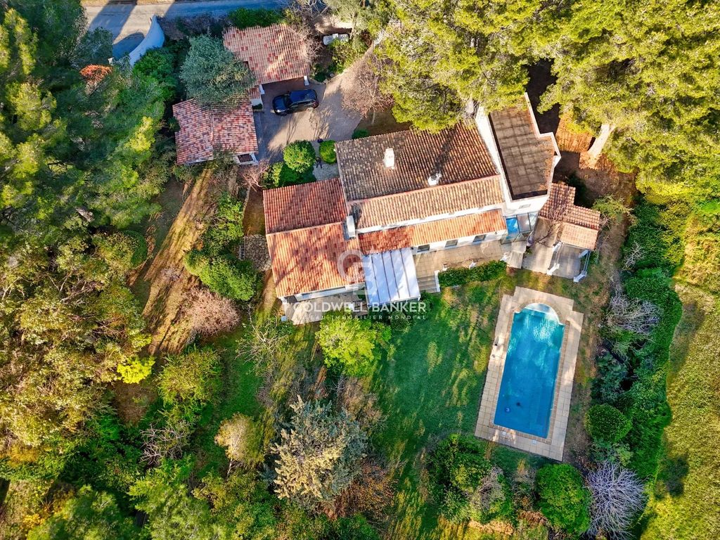 Achat maison à vendre 4 chambres 280 m² - Mougins