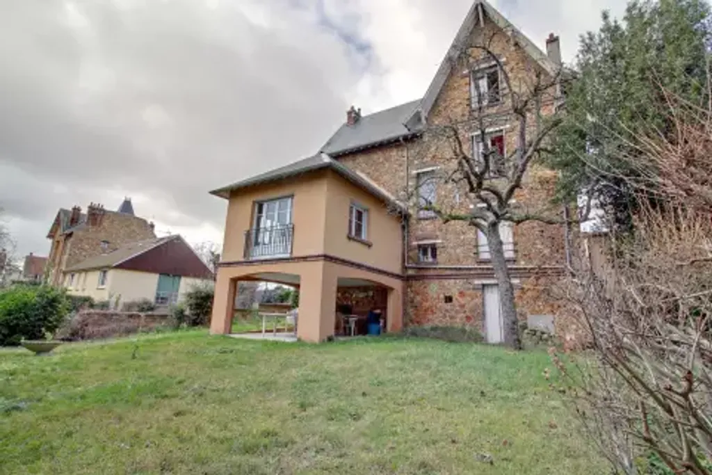 Achat maison à vendre 5 chambres 150 m² - Les Mureaux