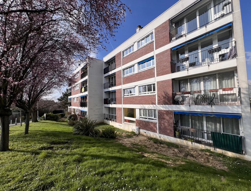 Achat appartement 4 pièce(s) Les Clayes-sous-Bois