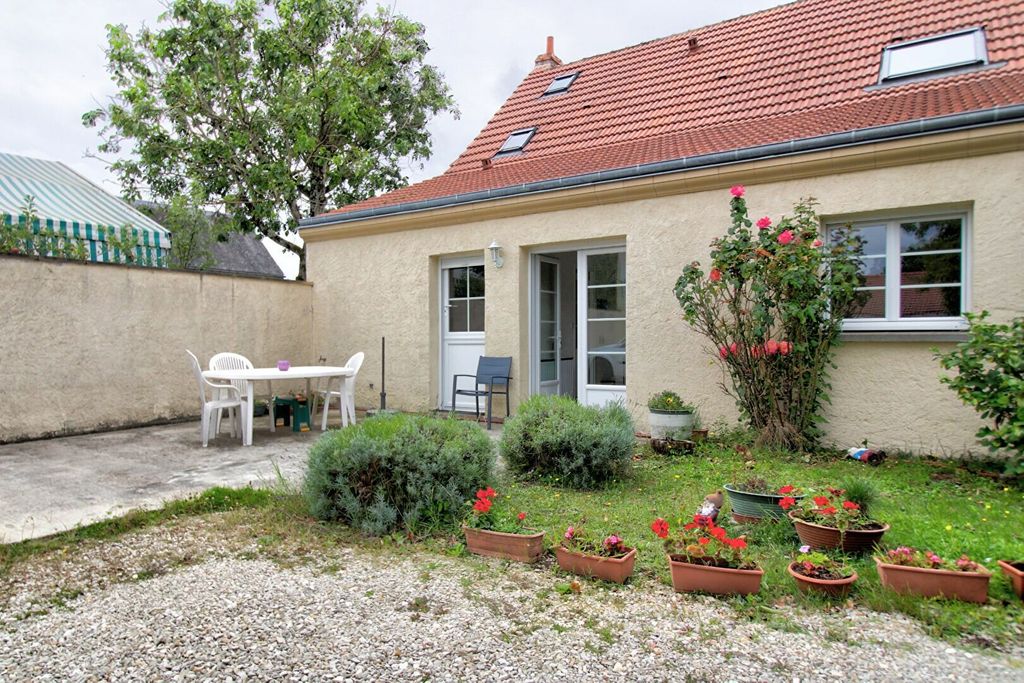 Achat maison à vendre 4 chambres 138 m² - Germigny-des-Prés