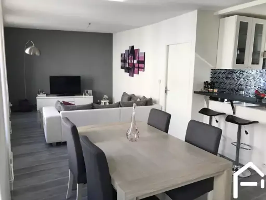 Achat appartement à vendre 3 pièces 52 m² - Corbeil-Essonnes