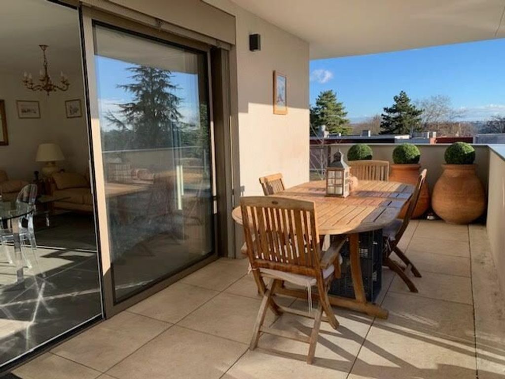 Achat appartement à vendre 4 pièces 81 m² - Saint-Cyr-au-Mont-d'Or