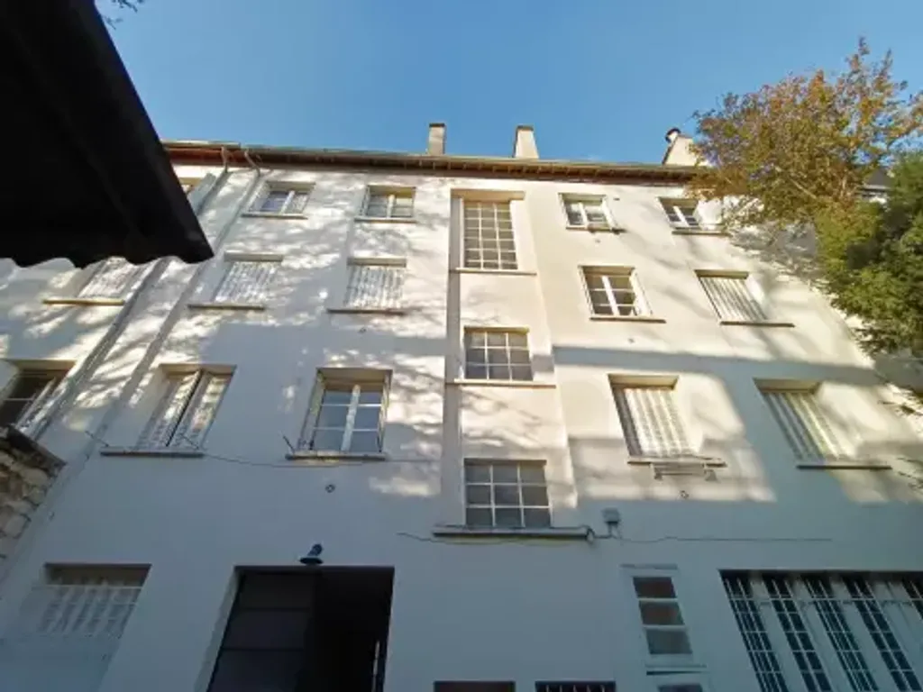 Achat appartement à vendre 3 pièces 50 m² - Paris 18ème arrondissement