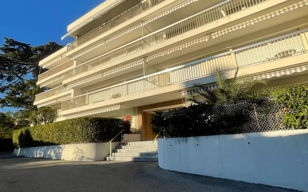 Achat appartement à vendre 3 pièces 87 m² - Cannes