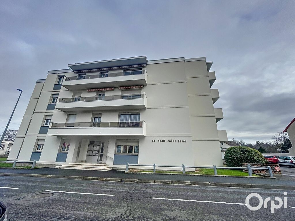 Achat appartement à vendre 4 pièces 85 m² - Montluçon