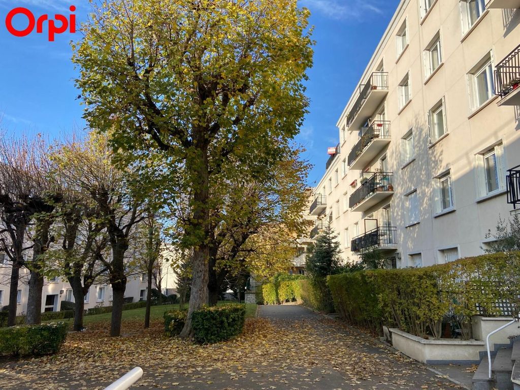 Achat appartement à vendre 3 pièces 74 m² - Bourg-la-Reine