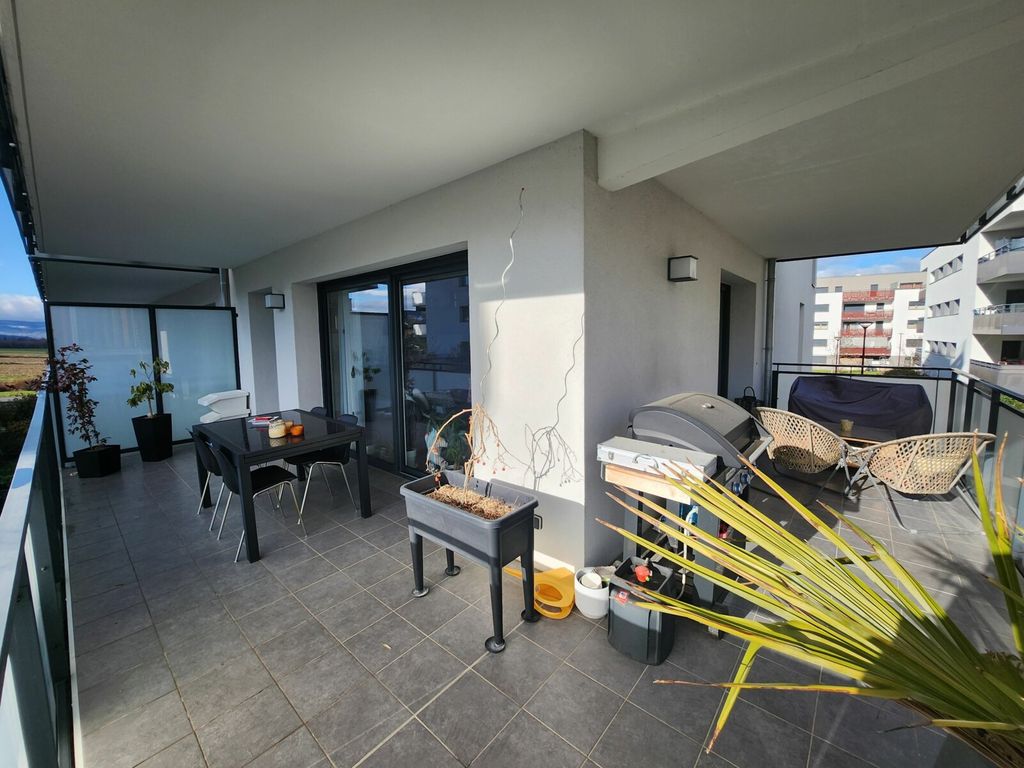 Achat appartement à vendre 3 pièces 75 m² - Viry